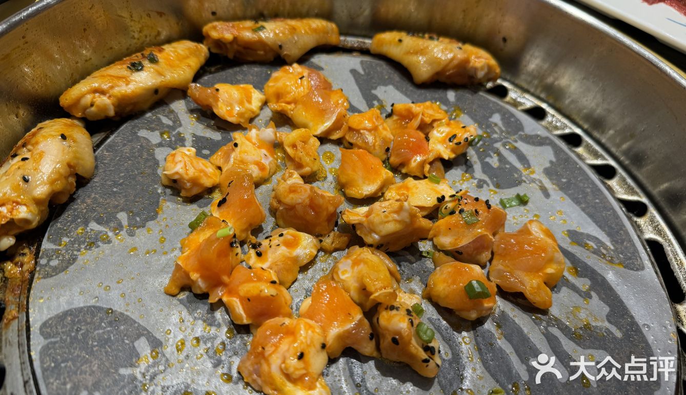 谁能拒绝得了性价比超高的烤肉店呢？