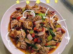 -四川小胡子海鲜(丁村万人海鲜广场店)