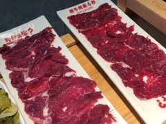现切鲜嫩牛肉-为什么牛潮汕牛肉火锅(中信广场店)