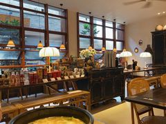 -银米·云南传统过桥米线(双廊黑金冠店)