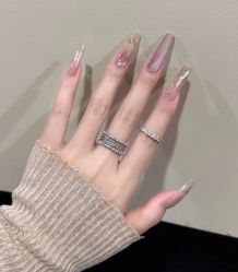-悦指间美甲美睫