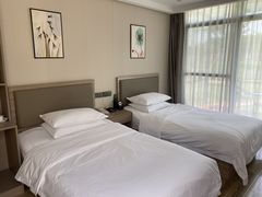 -上海怡沁园度假酒店