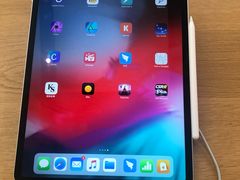 -Apple零售店(华贸购物中心店)