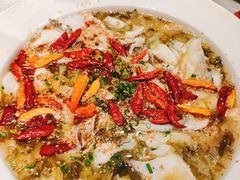 -姚姚酸菜鱼·金戈戈香港豉油鸡(喜荟城联名店)