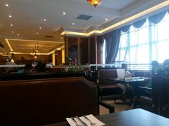 -阿波罗西餐厅(大润发店)