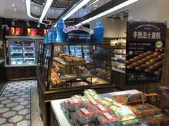 面包甜点陈列柜-TOUCH泰奇(宝杨宝龙广场店)
