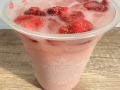 Pink&nbsp;Drink&nbsp;粉粉生咖-星巴克(洛阳中州路王府井店)