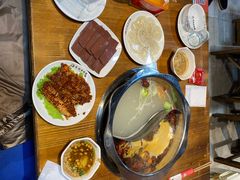 -成都玉林串串香火锅(三八店)