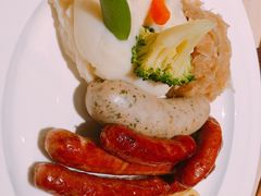 -LENBACH兰巴赫西餐啤酒坊(大连东港店)