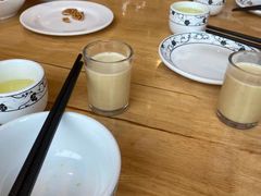 -兔行天下-鸿鹤鲜锅兔(中海国际店)