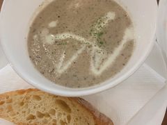 招牌奶油蘑菇汤-UPPER KITCHEN(延安路店)