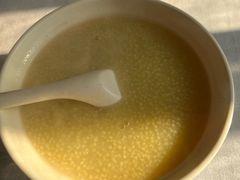 小米粥-宝光熏肉鞋底火烧(新街口店)