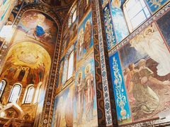 -滴血救世主教堂