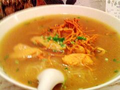 虫草花炖鸡面线-十面欢腾·海鲜面·台式Bistro(长乐路店)