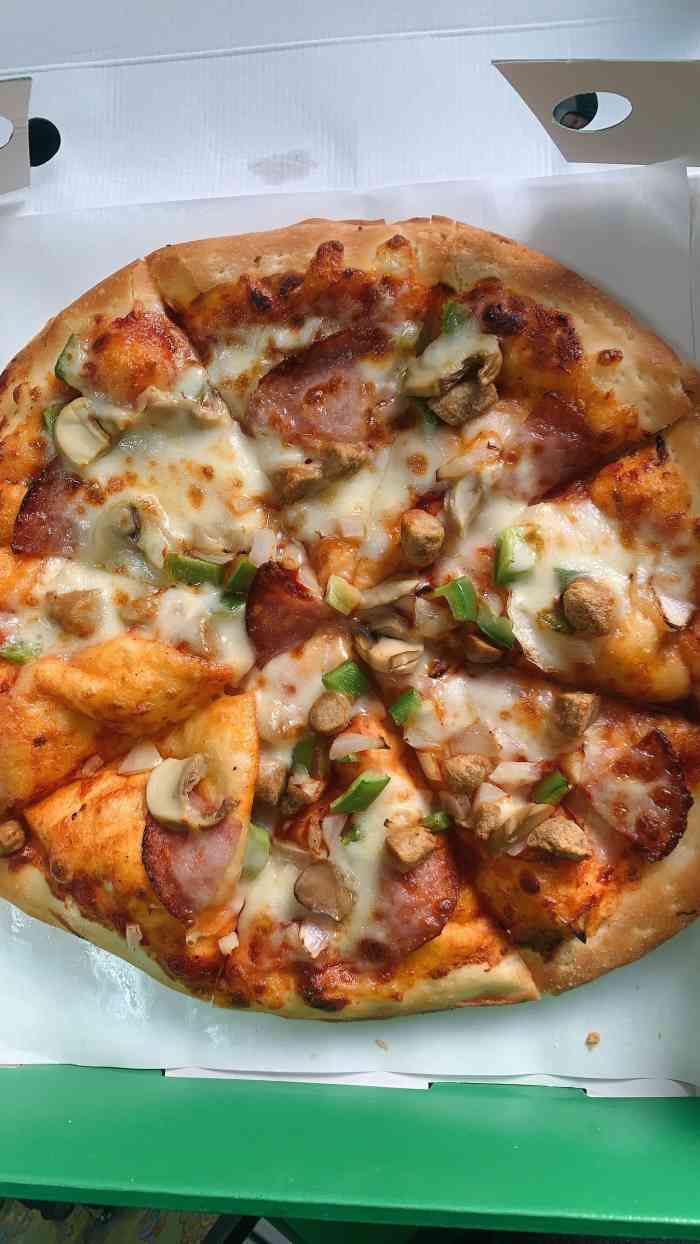 好伦哥比萨小店(木樨园店)-"小区外面的披萨93店终于开了 是一家披.