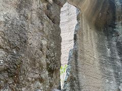 -伍山石窟