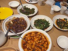 -渝信川菜 · 川味家常菜(财富购物中心店)