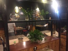 -麻屋手抓海鲜(防城港总店)