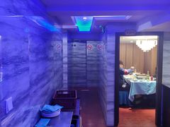 -小老板海鲜酒家(董家渡店)