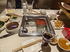 -海底捞火锅鲜切牛肉主题店(长寿路店)