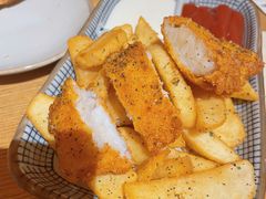 -HELLO 27 意面·沙拉·帕尼尼