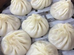 -莱莱小笼·乔艾