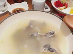 -黑鸡小馆(金源店)