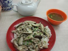 香菇肉片饭-无名生煎(昌里东路)