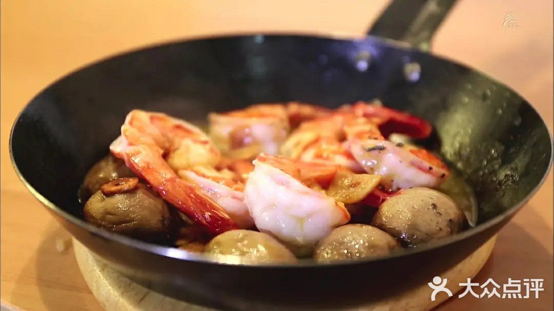 《本棚食堂 特别篇》需要记本本上的美食番