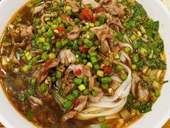 酸辣鸡杂面-肆姐面粉馆(坡子街店)