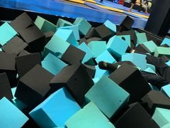 -Bounce Factory 反弹工厂蹦床公园(佛山店)