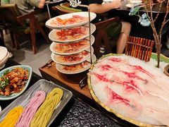 -得意咚瓜·顺德鱼生·冬瓜火锅(深圳首店)