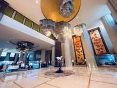 -天津京基皇冠假日酒店