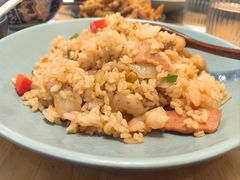 培根鲜露虾仁炒饭-红小满休闲餐厅(十全街店)