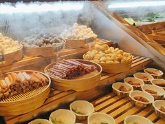 -牛YO寿喜烧·铁板烧和牛火锅自助(市府恒隆店)