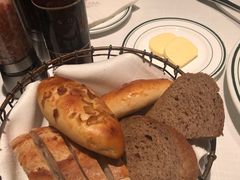 -Wolfgang’s Steakhouse 沃夫冈牛排馆(上海白玉兰广场店)