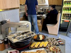 -围炉肉舍•炭烤活鳗•丹东海鲜烤肉(步行街店)