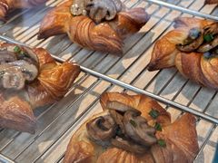 -VERIE BAKEHOUSE