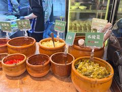 -云阿蛮云南生烫牛肉米线(奉贤路店)