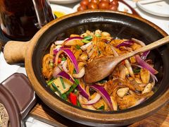 -炆艺乳鸽·煲仔饭大排档(望京来广营店)