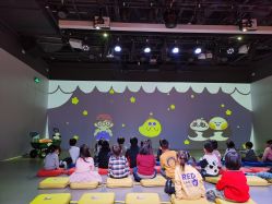 -小鸡哆哆故事屋·儿童乐园(嘉里城店)