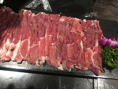 鲜切羊腿肉-臻馆小龙虾