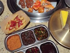 -姜胖胖韩式自助烤肉(光明万达店)