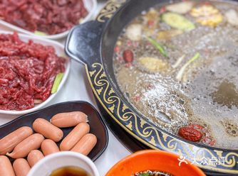 夏天还能享受清爽的牛杂火锅!!