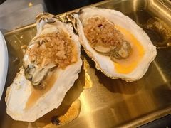 蒜蓉烤活生蚝-大神太神·铁板烧(瑞虹天地月亮湾店)