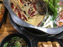 -盖帮鳝鱼串串(东郊记忆店)