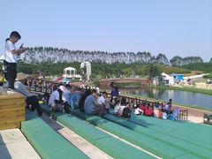 -迪茵湖田家舍生态农场