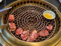 -極屋鮨牛 · 烧肉酒场(时代C馆店)