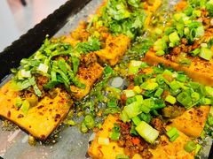 铁板烤包浆豆腐-探鱼·鲜青椒爽麻烤鱼(银泰城店)