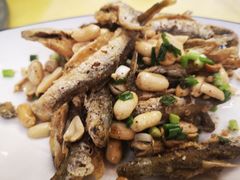 炸小鱼-胖大姐黄辣丁鱼庄(新津店)